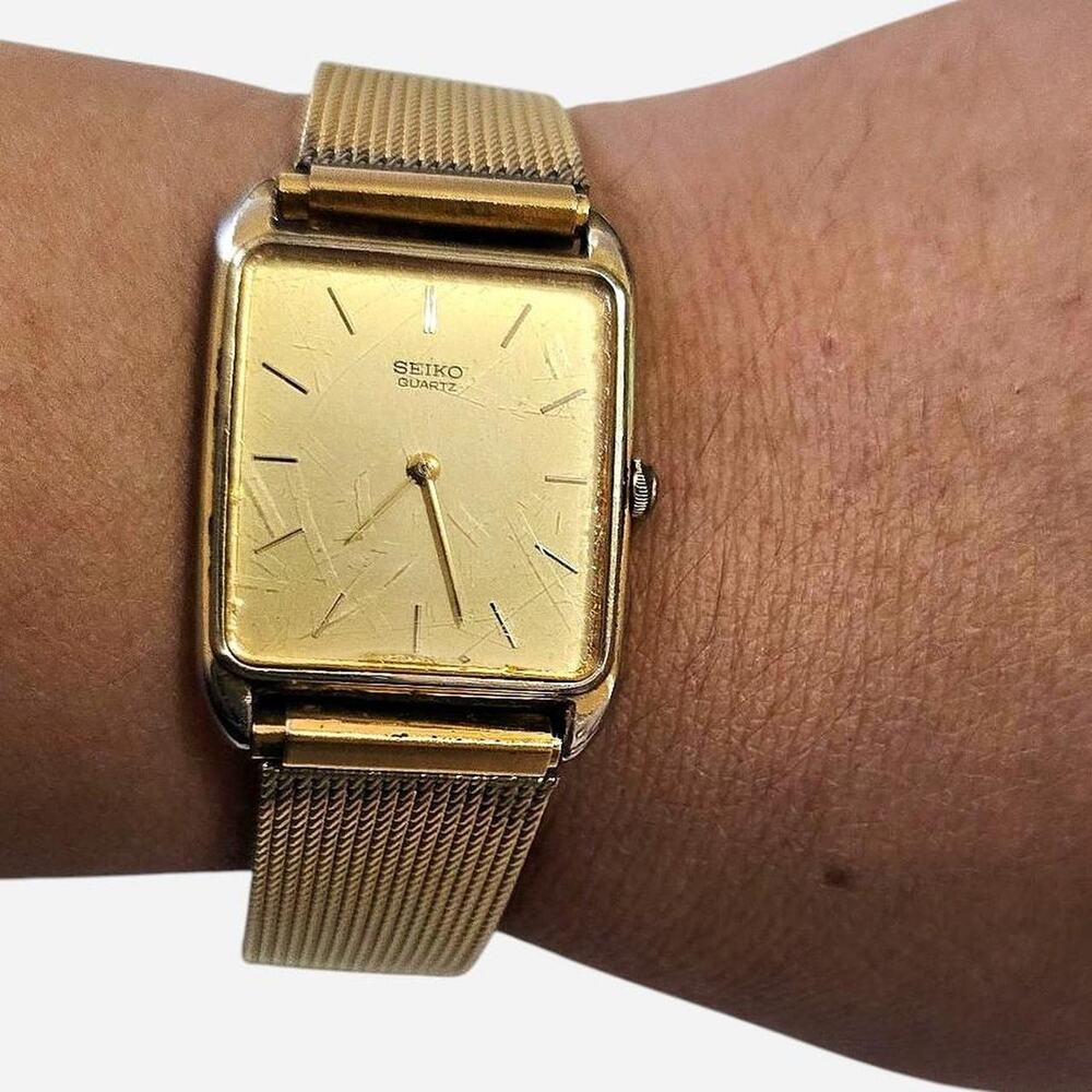 Vintage Seiko Quartz Square Tank Watch